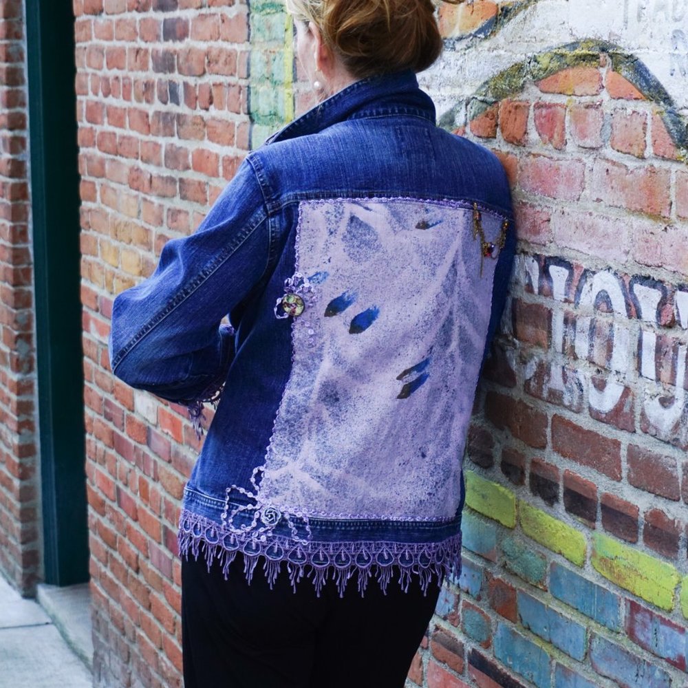 LOVELY IN LAVENDER - Picture 2 of 3